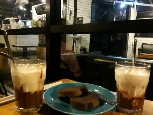 Gambar Makanan Klasik Coffee 2