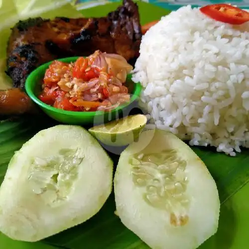 Gambar Makanan Ayam Geprek Mbok Lueng, Ubud 6