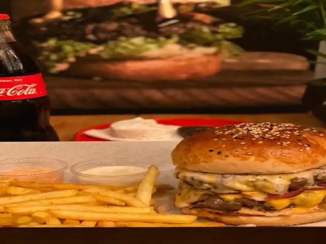 All’n One Burger'nin yemek ve ambiyans fotoğrafları 6