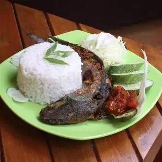 Gambar Makanan Pecel Lele Sambel Galak Bu Lis, Palmerah 3