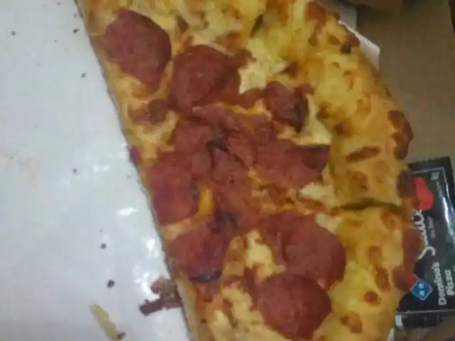 Gambar Makanan Domino's Pizza 9