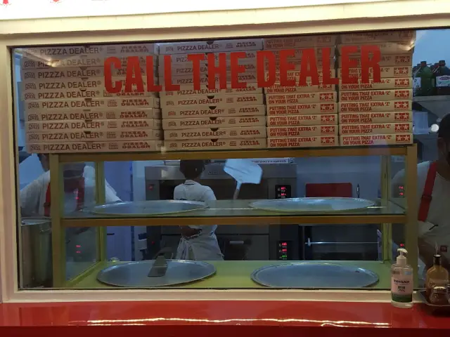 Gambar Makanan Pizzza Dealer 11