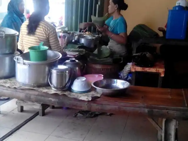Gambar Makanan Warung Nasi Lodho Gledog (Bu Sri) 4