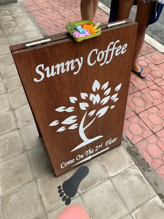 Sunny Coffee