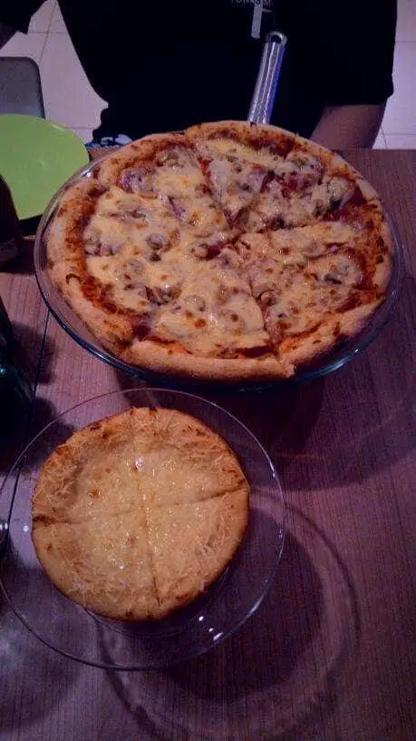 Gambar Makanan Gian Pizza 7