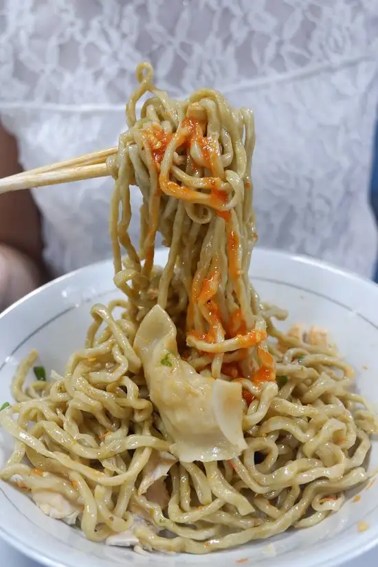 Gambar Makanan Bakmi Ayam Karet Krekot 11