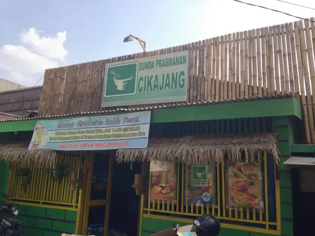 Gambar Makanan RM Sunda Prasmanan Cikajang 9