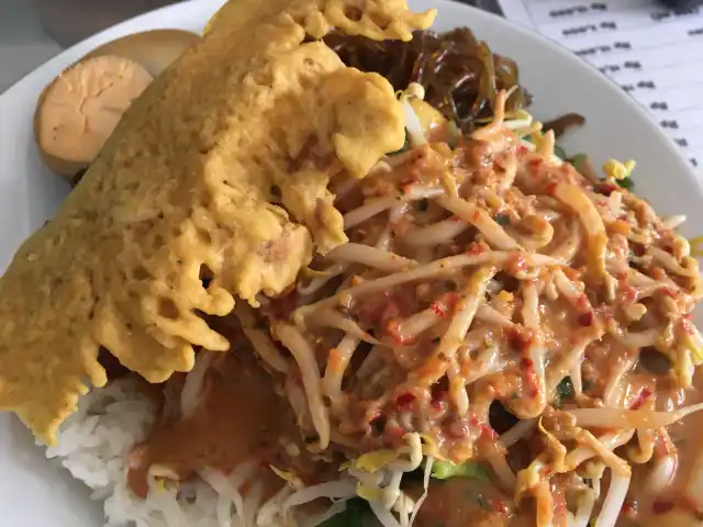 Gambar Makanan Depot Nasi Campur Pojok Tambak Bayan 9