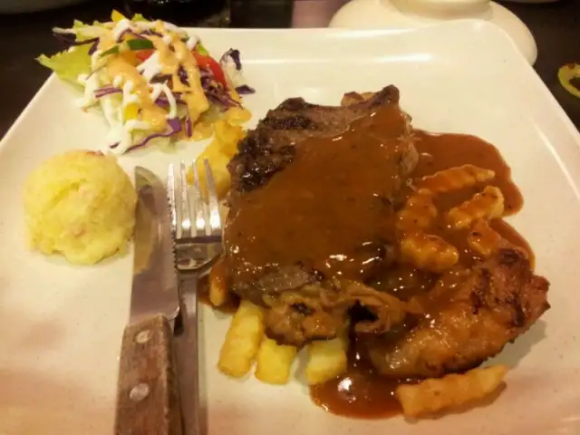 De Pauh Garden Restaurant & Cafe Food Photo 9