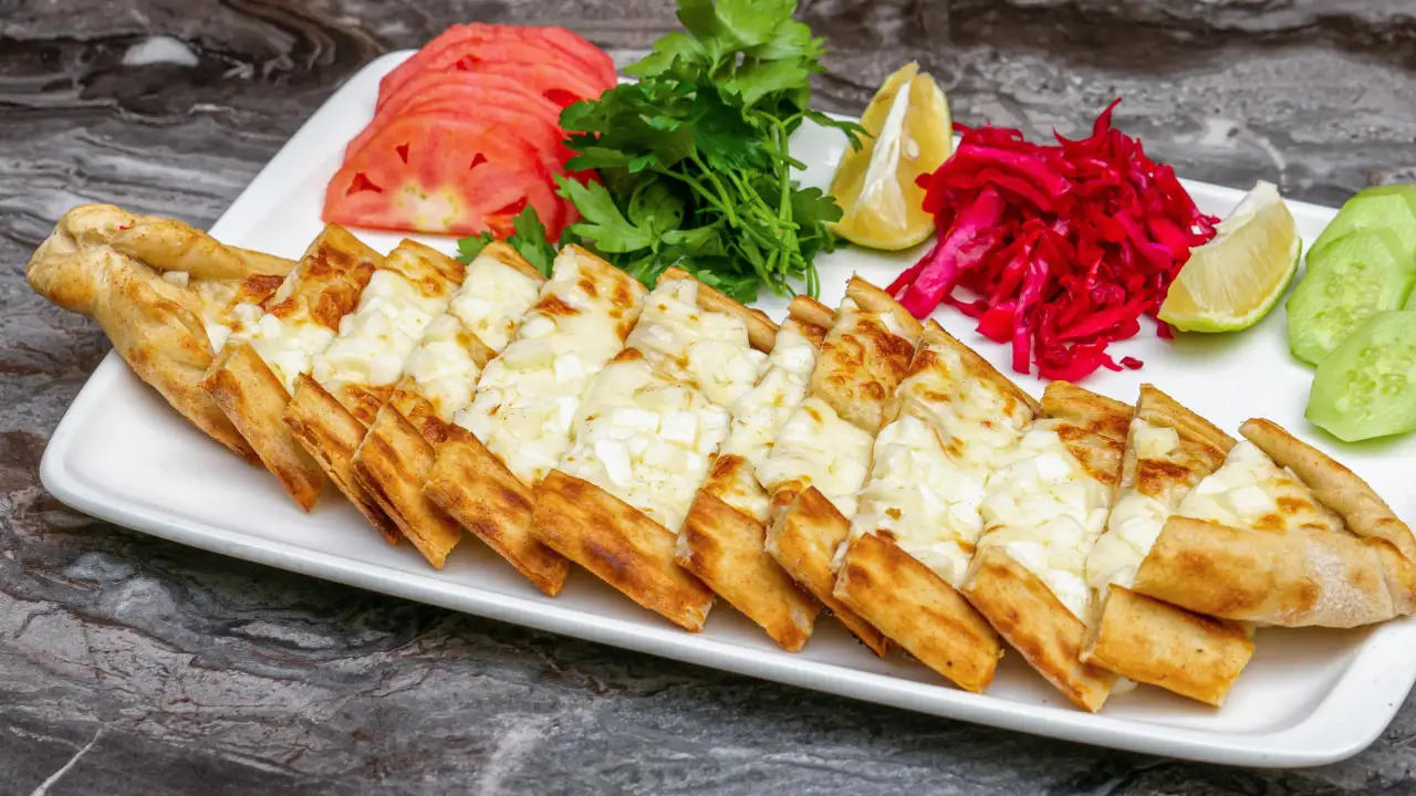 Saraylar Pide & Lahmacun