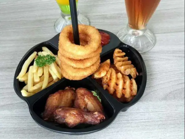 Gambar Makanan AH Resto Cafe 18