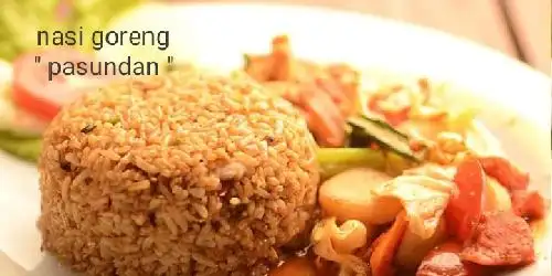 Nasi Goreng Pasundan, Ariodillah