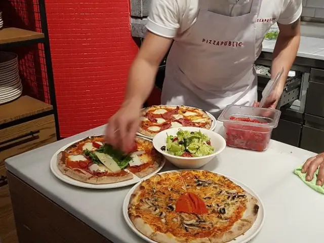 Pizza Public'nin yemek ve ambiyans fotoğrafları 4
