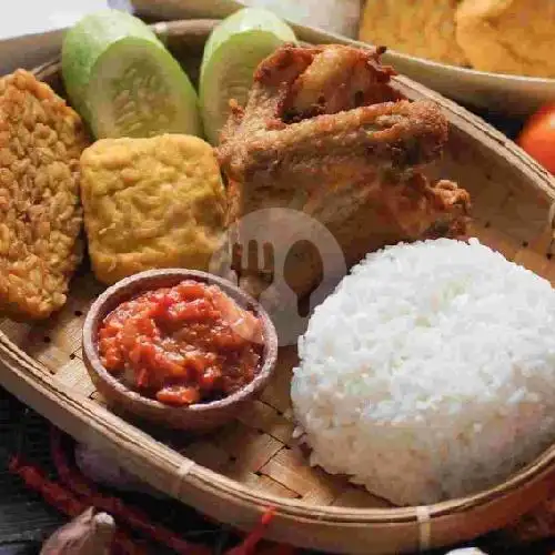 Gambar Makanan Ayam bakar dan kepak bunda ratu 3