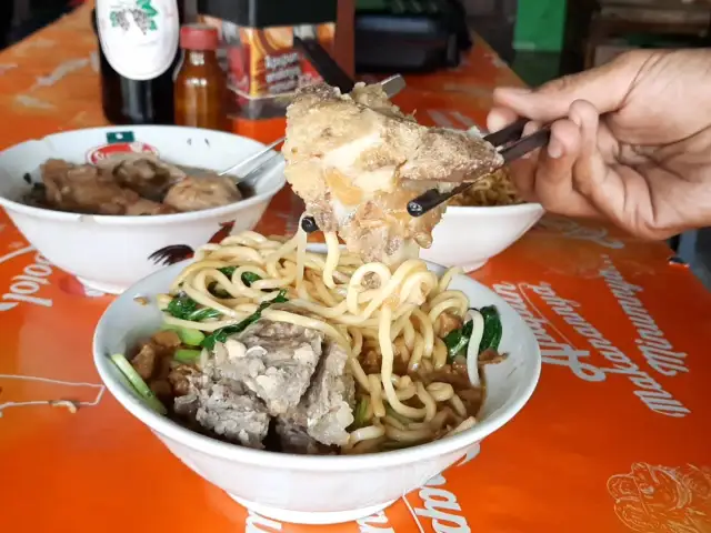 Gambar Makanan Mie Bakso Tip Top 4