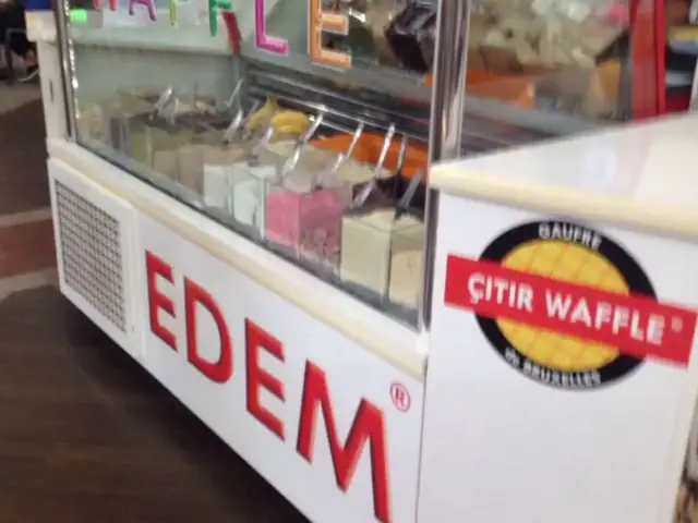 Waffle Edem'nin yemek ve ambiyans fotoğrafları 1