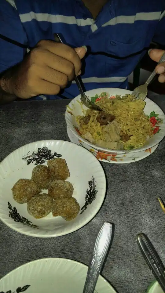 Gambar Makanan Bhelenk Cafe 1