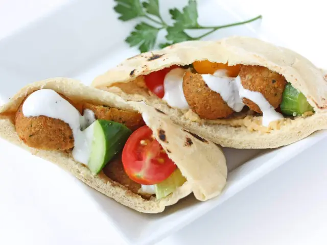 Shawarma Gourmet Food Photo 2