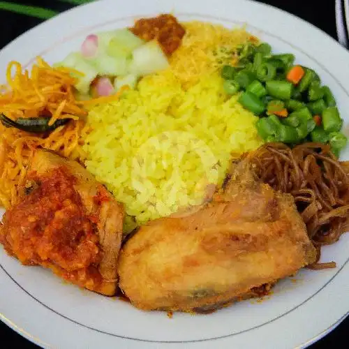 Gambar Makanan Nasi Kuning Ambon Rasa, Tukad Barito 19