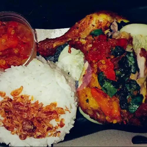 Gambar Makanan Ayam Kuah Kemangi JOMBOR PRATAMA K12 3