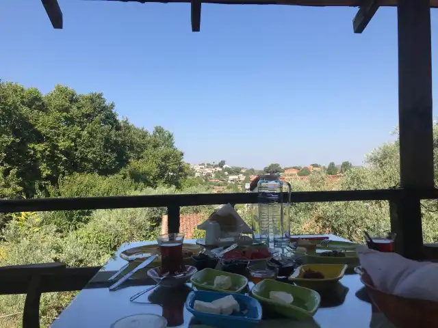 Küçük Çiftlik Bungalow Evleri & Restaurant'nin yemek ve ambiyans fotoğrafları 4