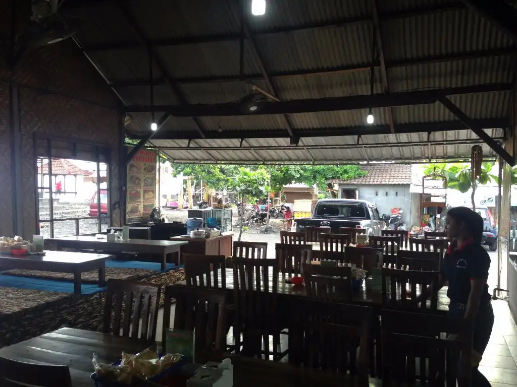 Lesehan Warung Ayu