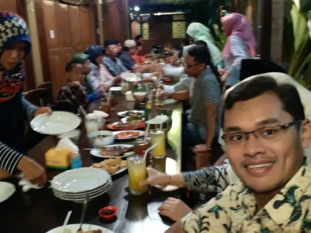 Gambar Makanan Warung Lesehan dan Ayam Bakar Bu Mamik 14