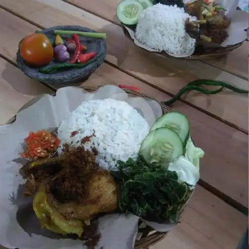 Gambar Makanan Bebek Goreng Pasar Gede Cab Sumber 3