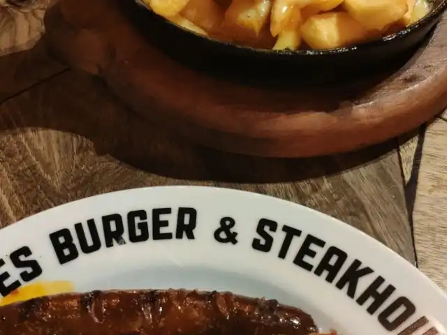 Beeves Steakhouse'nin yemek ve ambiyans fotoğrafları 9