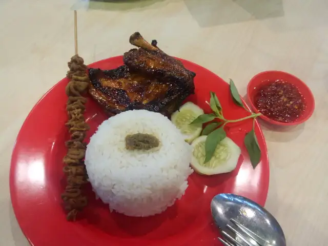 Ayam Goreng Chi Chi