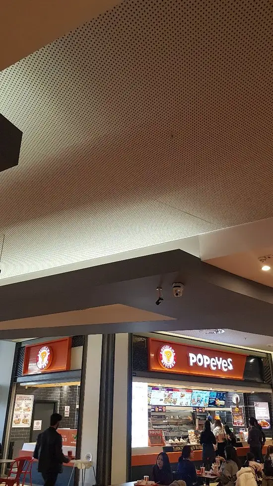 Popeyes Louisiana Kitchen'nin yemek ve ambiyans fotoğrafları 15