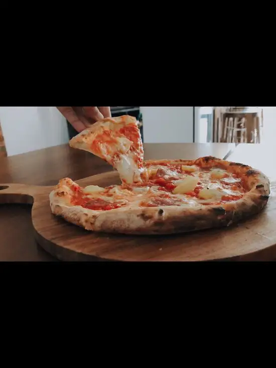 Gambar Makanan Pizza Napoli Mas 2