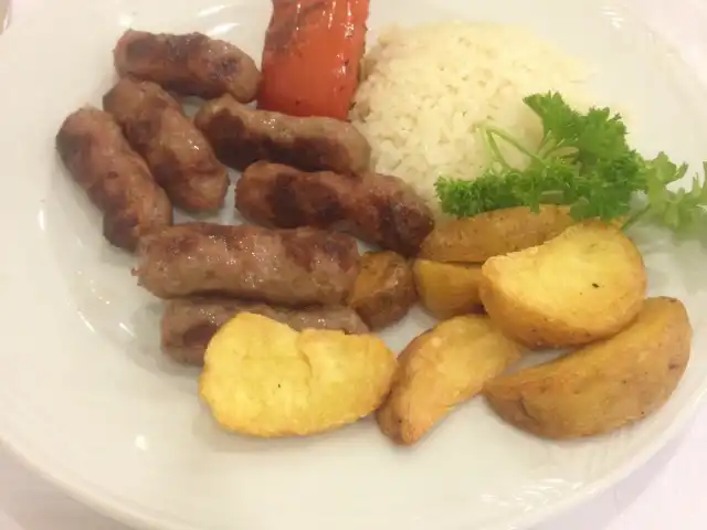 Almira Catering'nin yemek ve ambiyans fotoğrafları 3