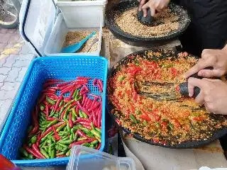 Ayam Gepuk Pak Gembus Keramat Food Photo 2