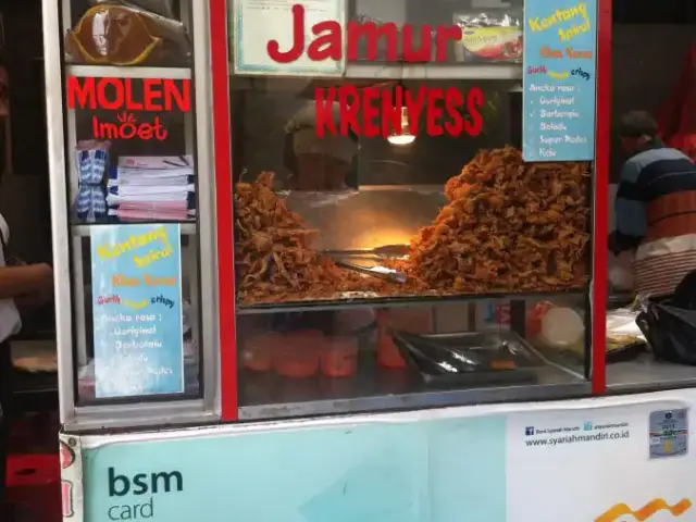 Gambar Makanan Jamur Krenyess & Molen Imoet 5