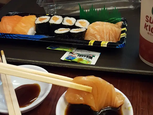 Gambar Makanan Sushi Kiosk 9