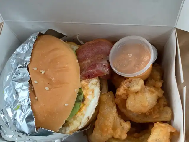 Sneaky Burgers Food Photo 2