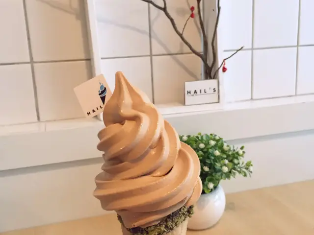 Hail's Soft Serve Food Photo 4