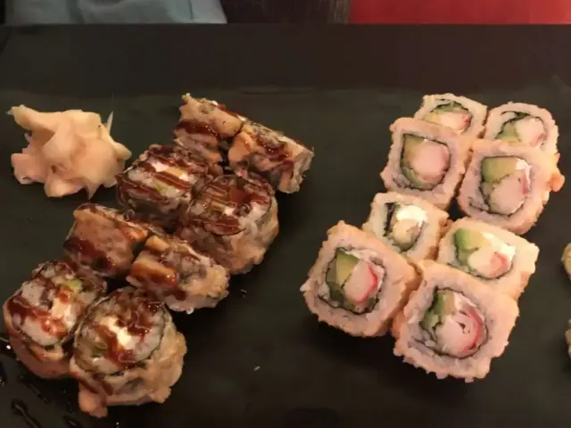 Myo Chinese & Sushi'nin yemek ve ambiyans fotoğrafları 13