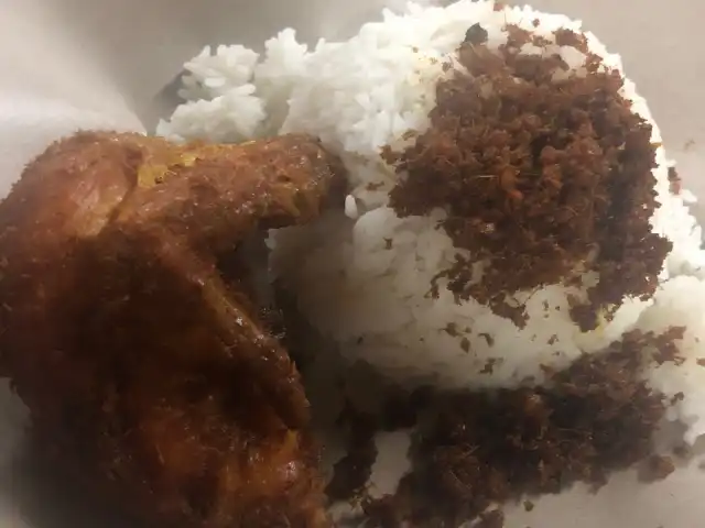 Nasi Kukus Ayam Dara Food Photo 9