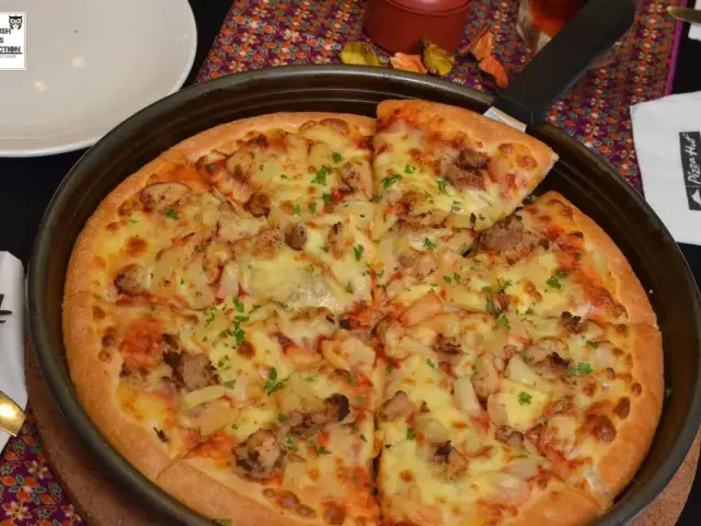 Pizza Hut Food Photo 13