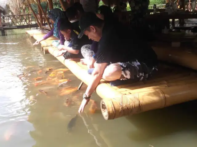 Gambar Makanan Gubug Makan Mang Engking 10