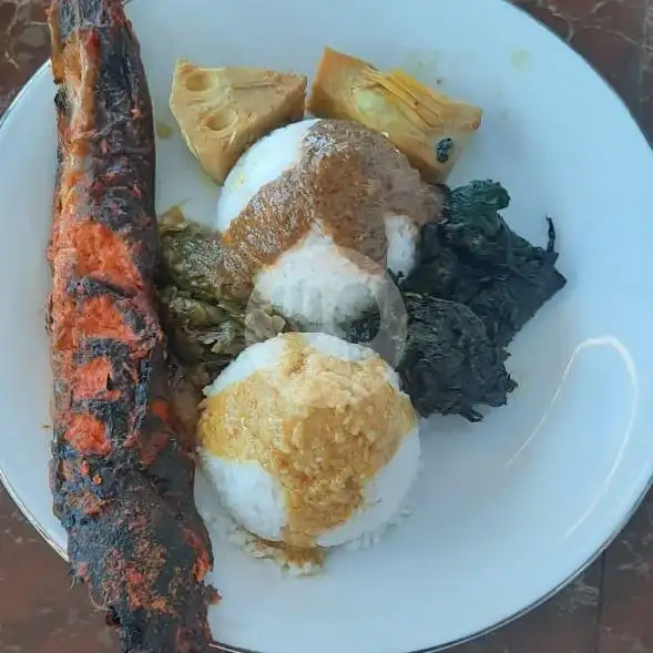 Gambar Makanan RM Puti Minang, Diponegoro 4