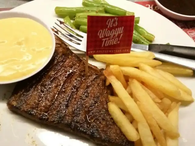 Gambar Makanan Steak Hotel by Holycow! TKP Palembang 3