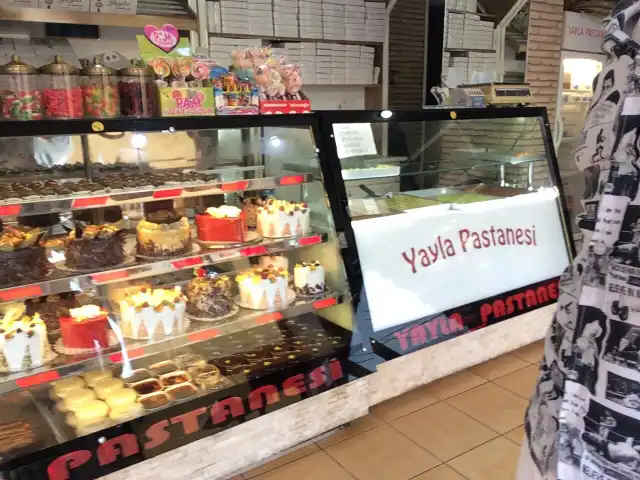 Yayla Pastanesi & Cafe'nin yemek ve ambiyans fotoğrafları 9