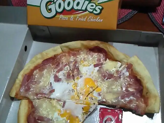 Gambar Makanan Goodies Pizza & Fried Chicken 3