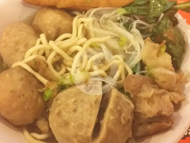 Gambar Makanan Bakso Charles, Penggambiran 12