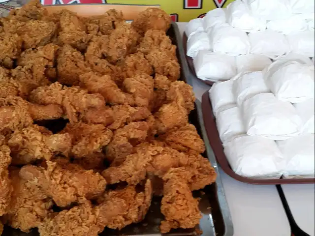 Gambar Makanan A & M Fried Chicken 6