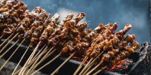 Sate Madura Pak Samsul 2, jembatan palem