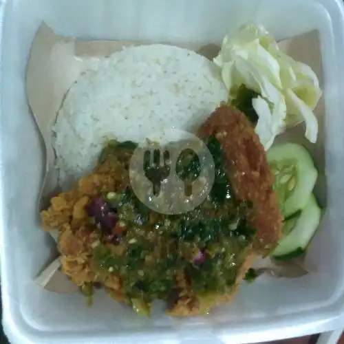 Gambar Makanan Nasi Uduk, Nasi Kuning Ayam Geprek Ibu Ammar 9